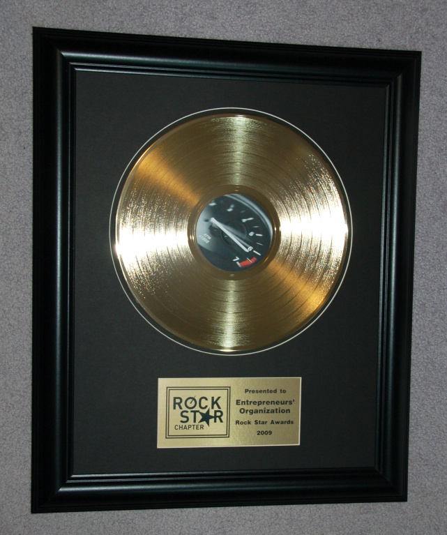 gold-records-custom-made-manufacturer-of-commemorative-awards